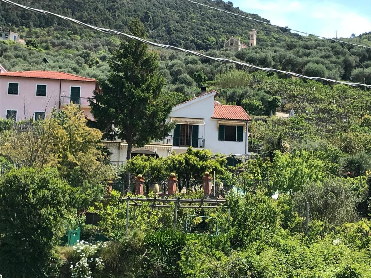Rocca Di Corno Guest House ฟีนาเลลีกูเร ภายนอก รูปภาพ