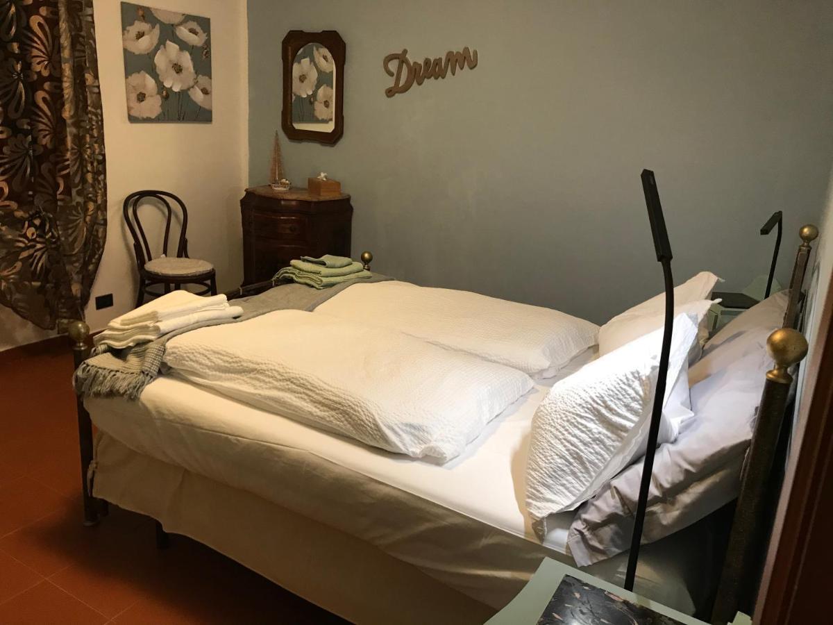 Rocca Di Corno Guest House ฟีนาเลลีกูเร ภายนอก รูปภาพ
