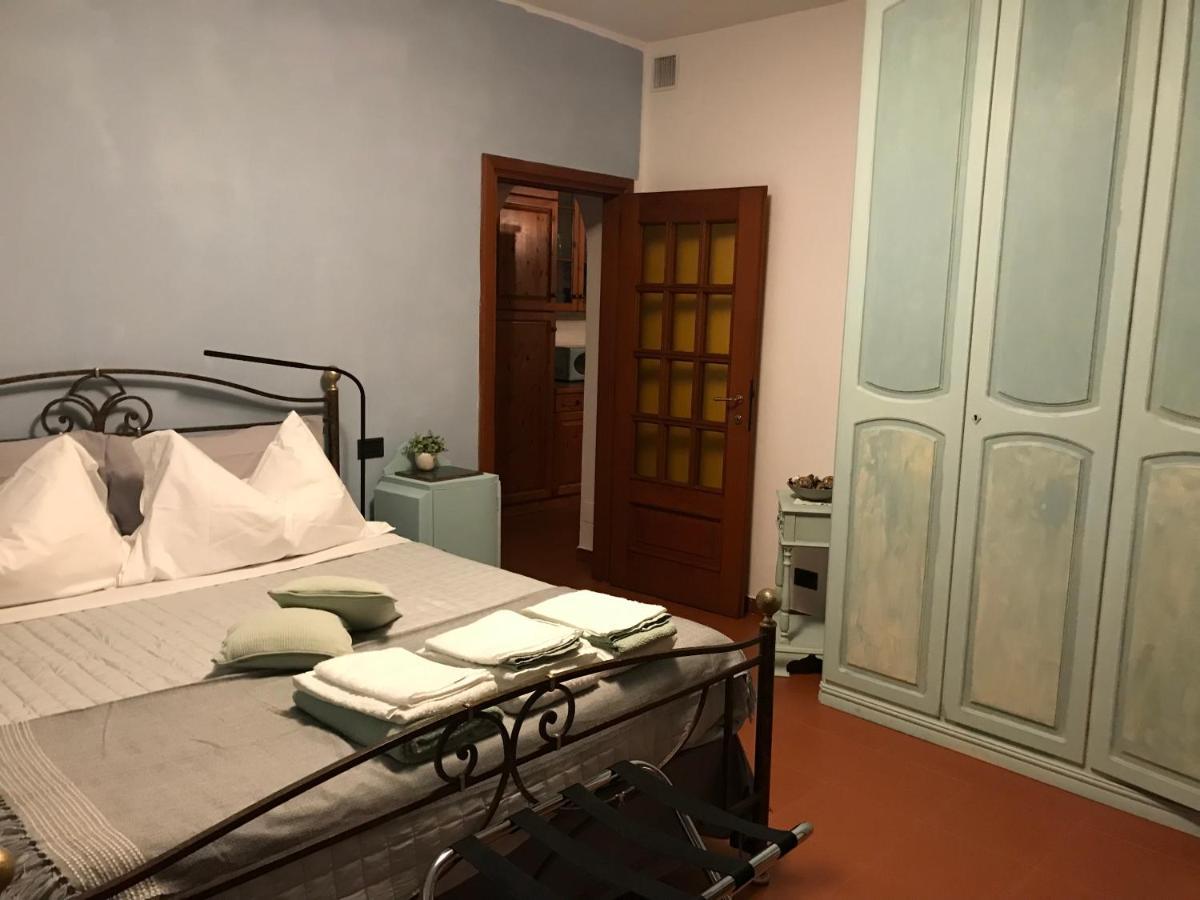 Rocca Di Corno Guest House ฟีนาเลลีกูเร ภายนอก รูปภาพ