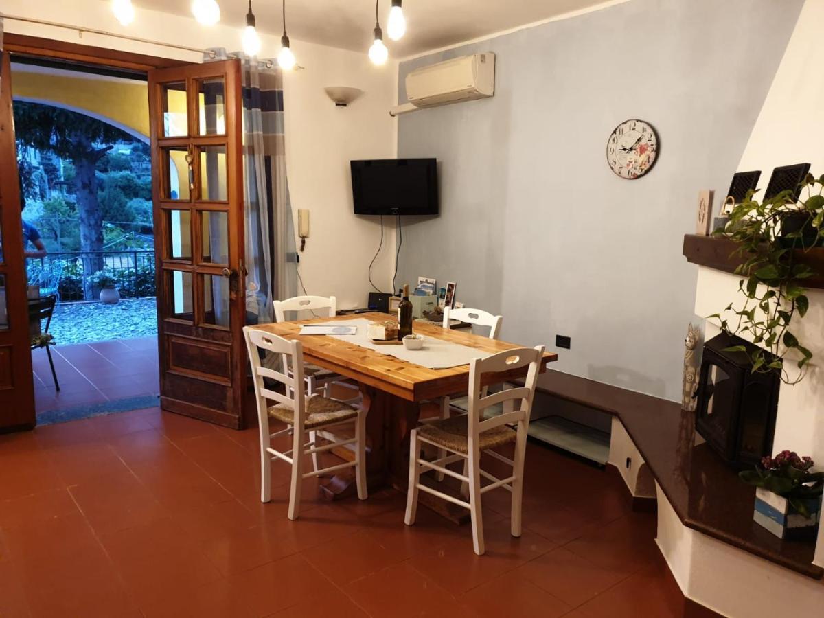 Rocca Di Corno Guest House ฟีนาเลลีกูเร ภายนอก รูปภาพ