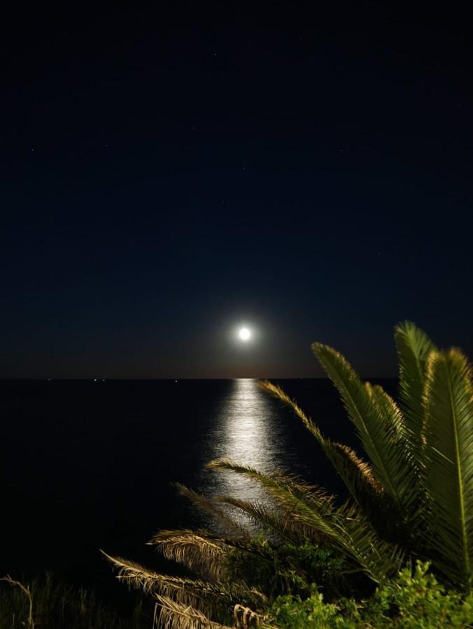 Rocca Di Corno Guest House ฟีนาเลลีกูเร ภายนอก รูปภาพ