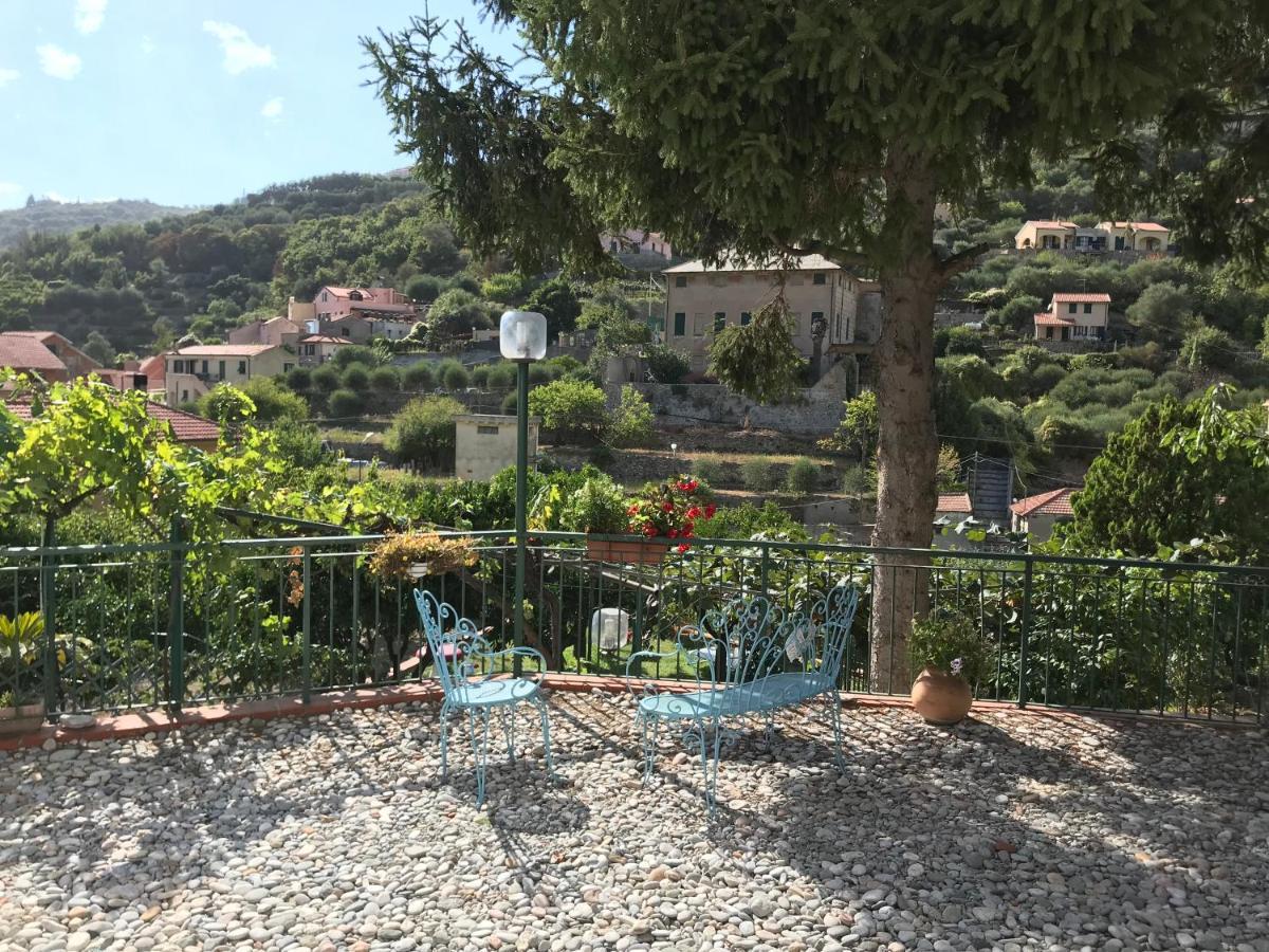 Rocca Di Corno Guest House ฟีนาเลลีกูเร ภายนอก รูปภาพ