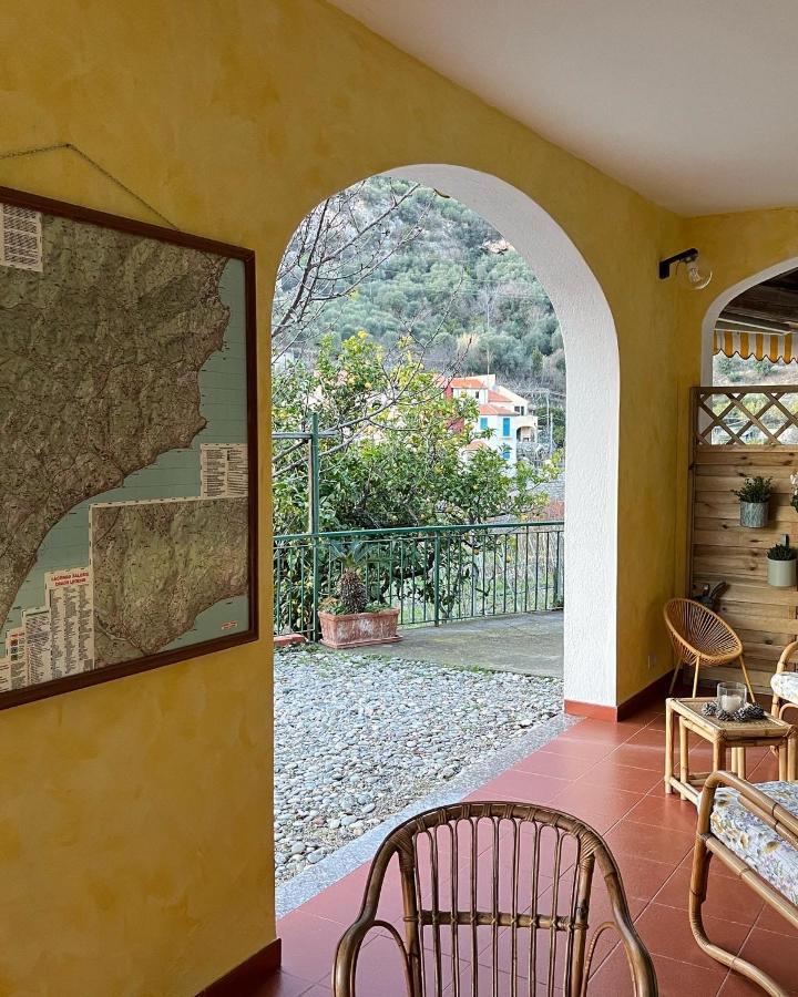Rocca Di Corno Guest House ฟีนาเลลีกูเร ภายนอก รูปภาพ