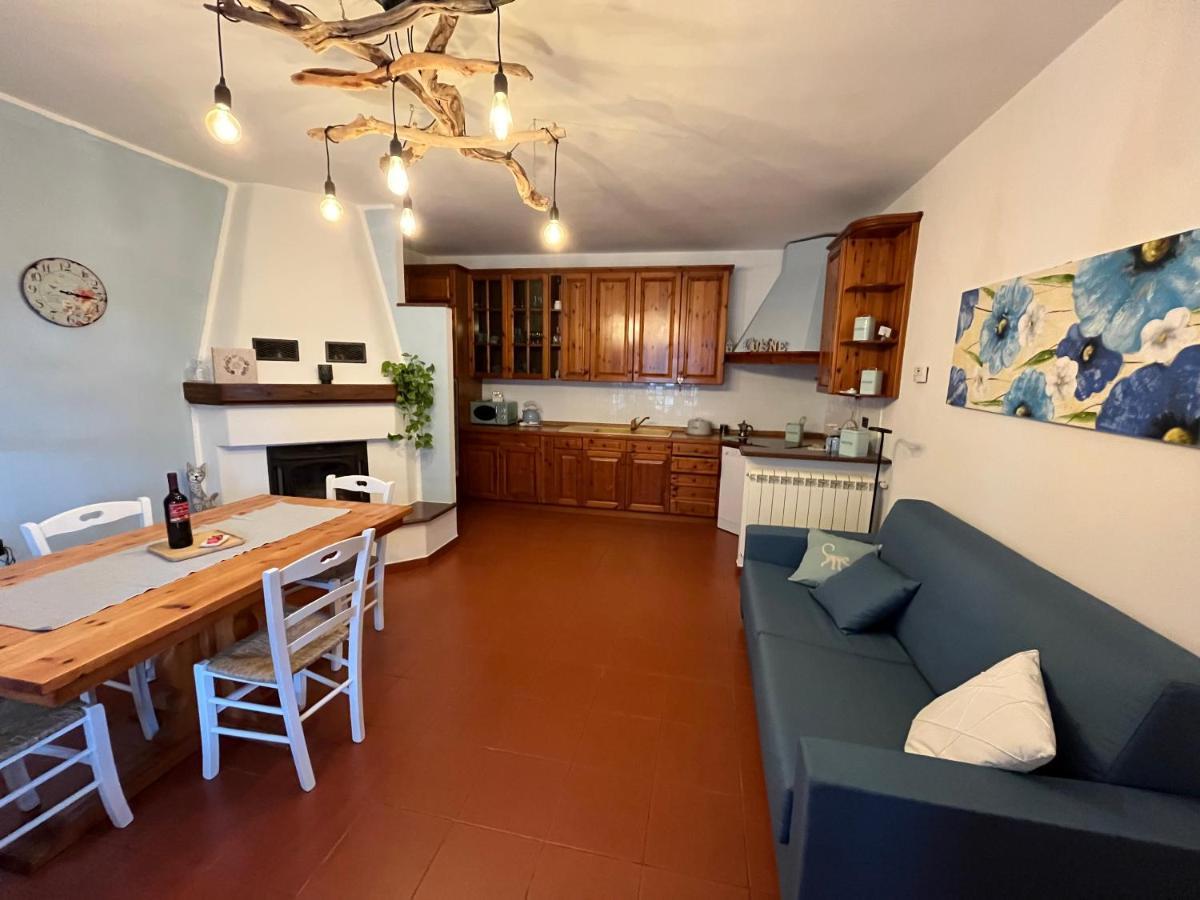 Rocca Di Corno Guest House ฟีนาเลลีกูเร ภายนอก รูปภาพ