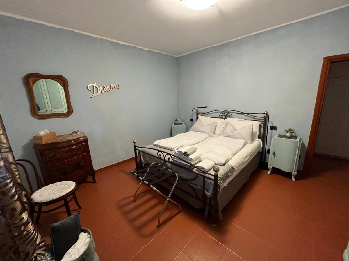 Rocca Di Corno Guest House ฟีนาเลลีกูเร ภายนอก รูปภาพ