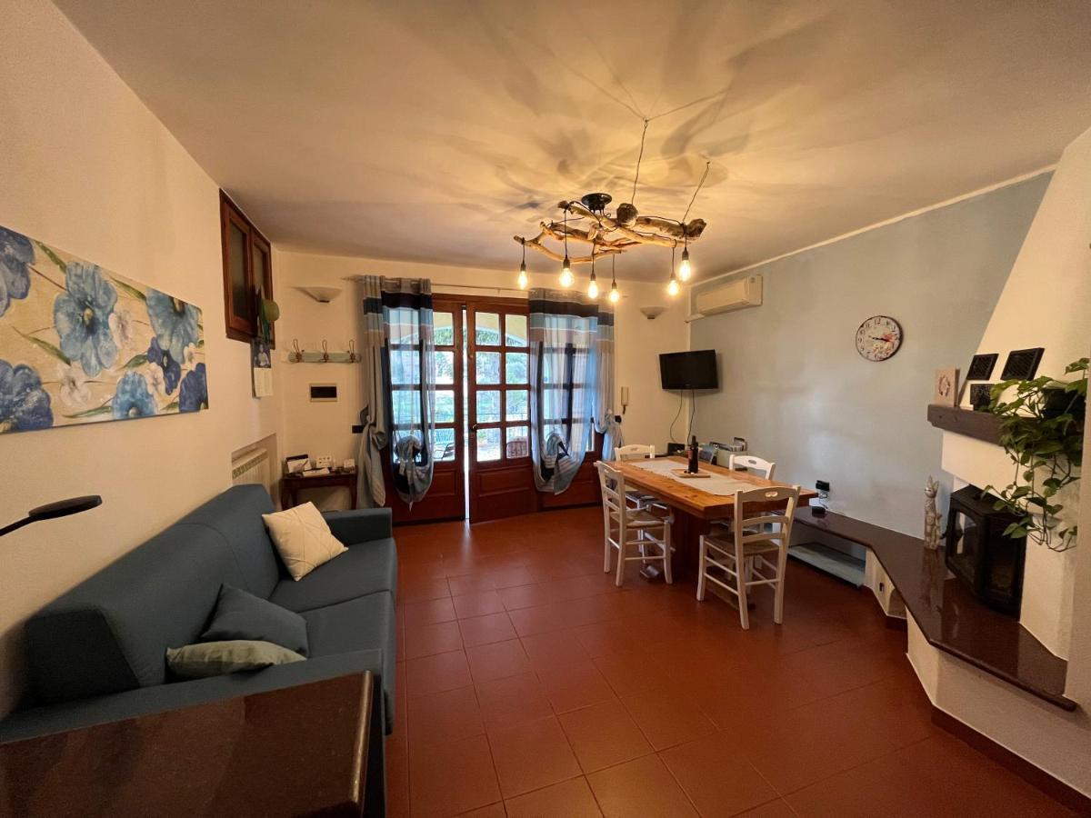 Rocca Di Corno Guest House ฟีนาเลลีกูเร ภายนอก รูปภาพ