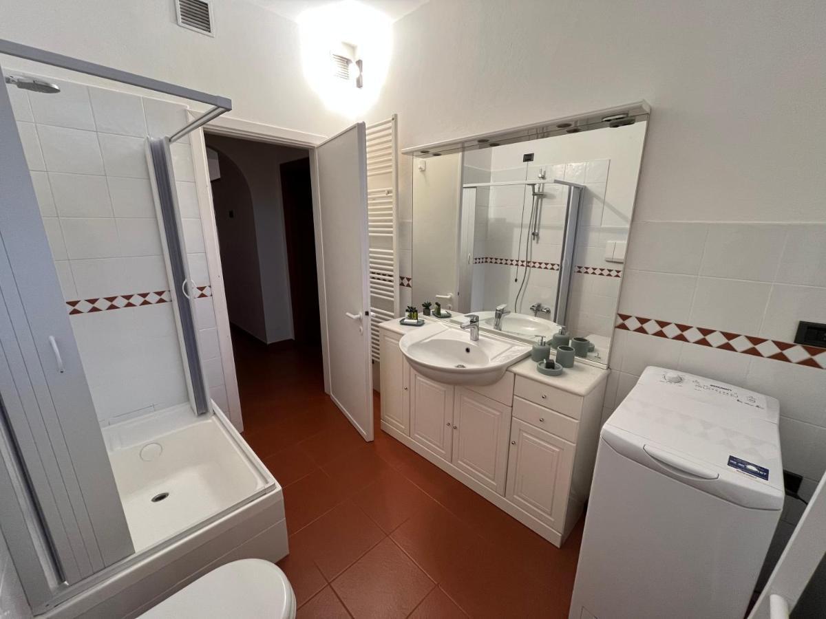 Rocca Di Corno Guest House ฟีนาเลลีกูเร ภายนอก รูปภาพ
